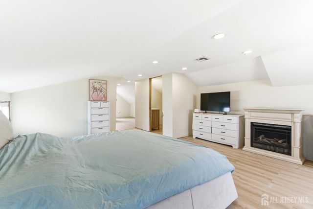 93 Marion Street, Carteret, NJ 07008
