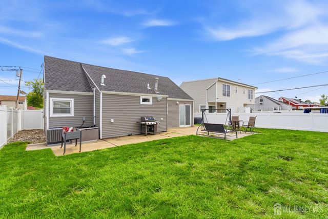 93 Marion Street, Carteret, NJ 07008