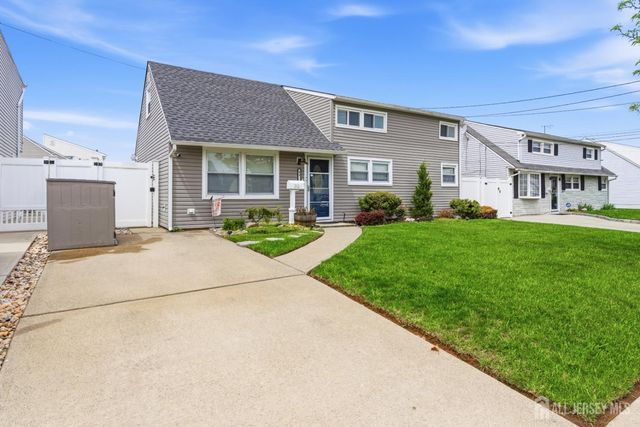 93 Marion Street, Carteret, NJ 07008