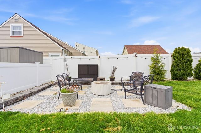 93 Marion Street, Carteret, NJ 07008