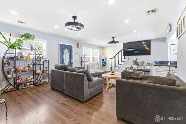 93 Marion Street, Carteret, NJ 07008