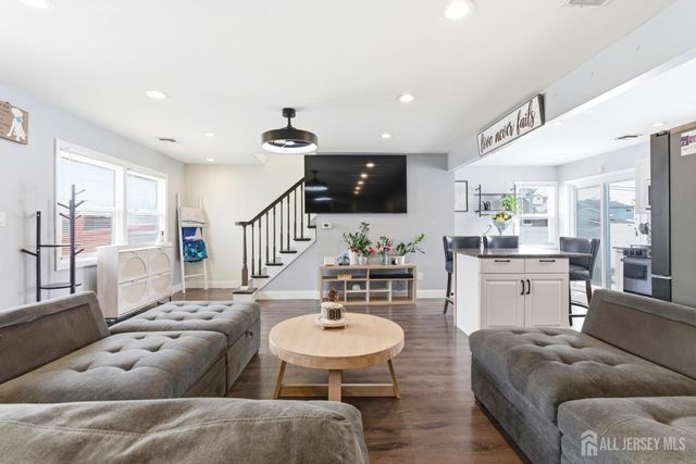 93 Marion Street, Carteret, NJ 07008