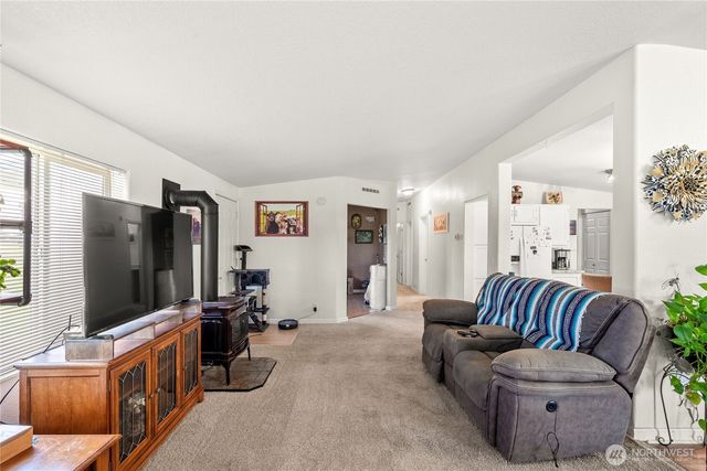 16826 Sheldon Lane SW, Rochester, WA 98579