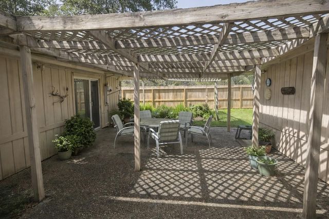 1615 Hill Top Lane, Houston, TX 77339