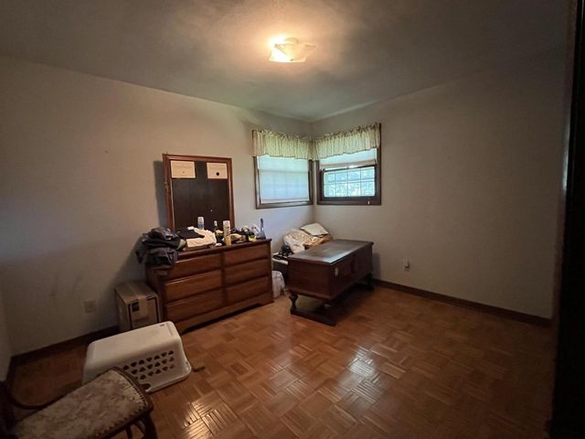 9823 256th AVENUE, Salem, WI 53168