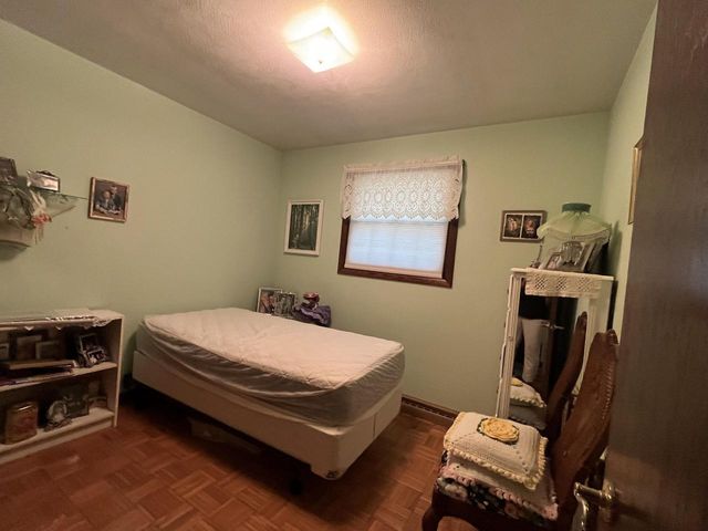 9823 256th AVENUE, Salem, WI 53168