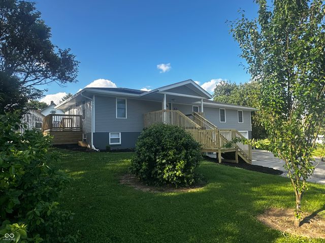 310 E Sycamore Street, Westport, IN 47283