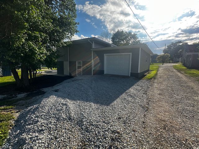 310 E Sycamore Street, Westport, IN 47283
