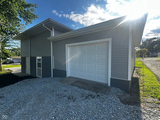 310 E Sycamore Street, Westport, IN 47283