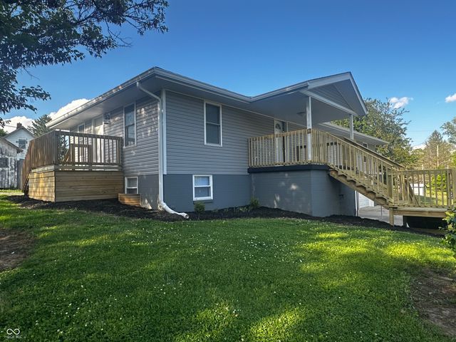 310 E Sycamore Street, Westport, IN 47283