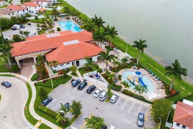 3326 W 112th St 3326, Hialeah, FL 33018