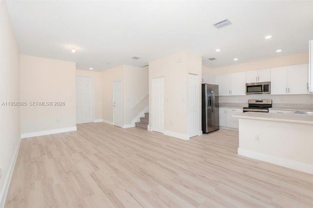 3326 W 112th St 3326, Hialeah, FL 33018