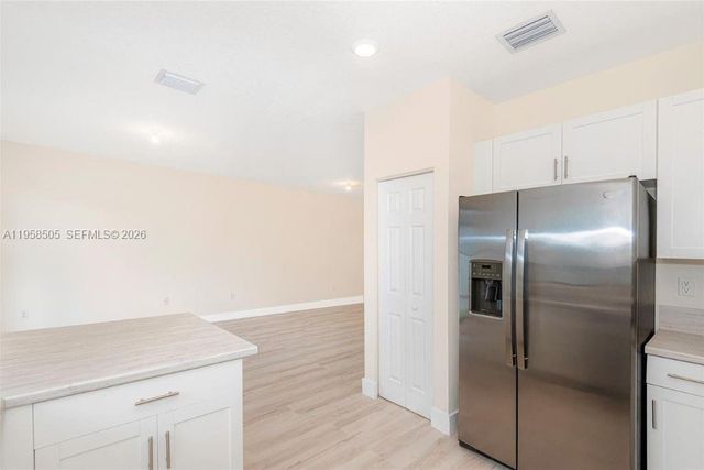 3326 W 112th St 3326, Hialeah, FL 33018