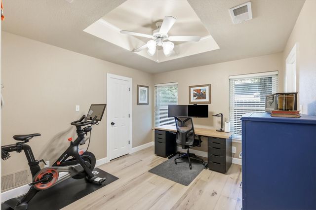 5706 Trail Lake Drive, Arlington, TX 76016