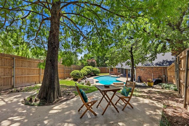 5706 Trail Lake Drive, Arlington, TX 76016