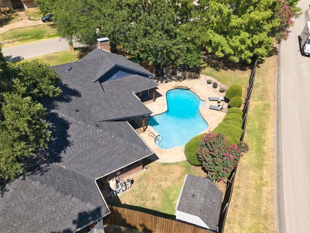 5706 Trail Lake Drive, Arlington, TX 76016