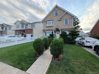 94 Lucille Avenue, Elmont, NY 11003