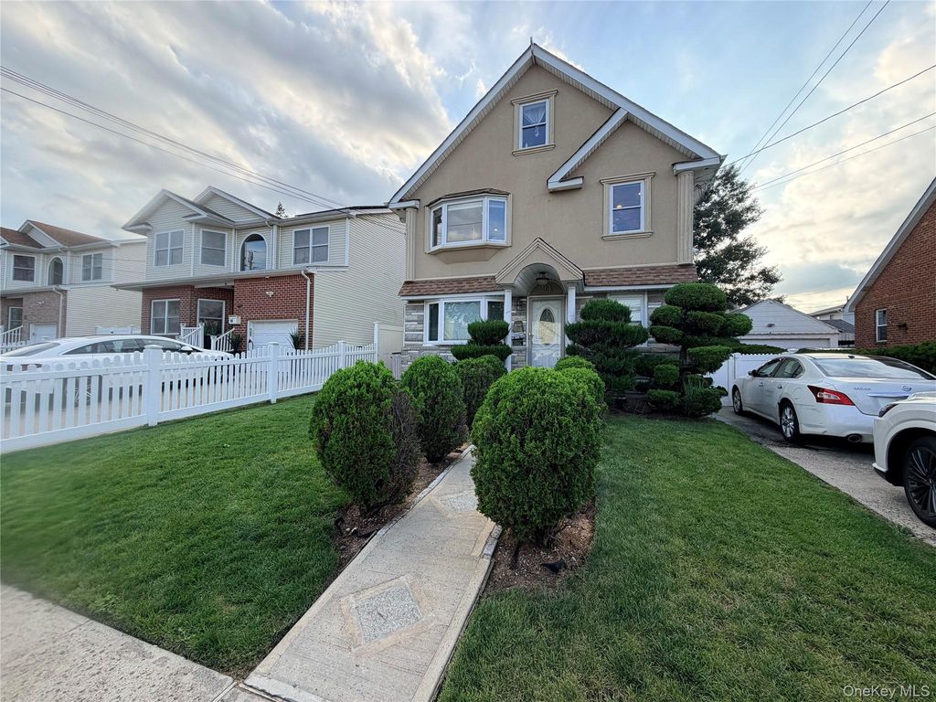 94 Lucille Avenue, Elmont, NY 11003