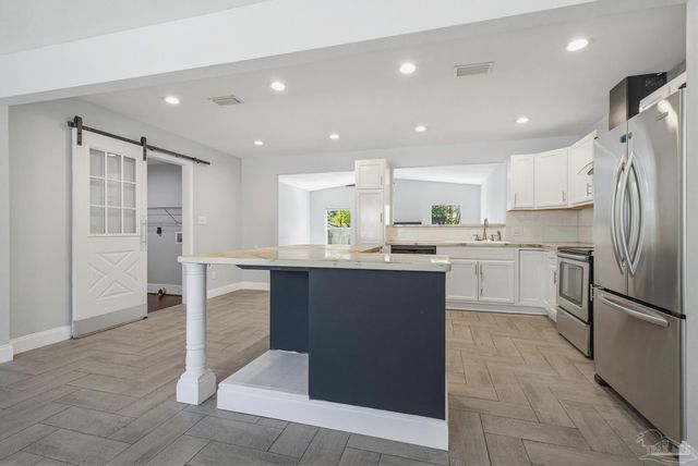 1225 Fretz St, Pensacola, FL 32534