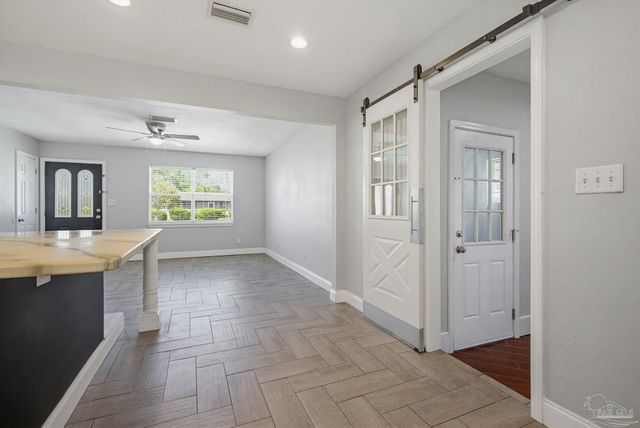 1225 Fretz St, Pensacola, FL 32534