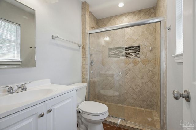 1225 Fretz St, Pensacola, FL 32534