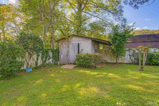 1225 Fretz St, Pensacola, FL 32534