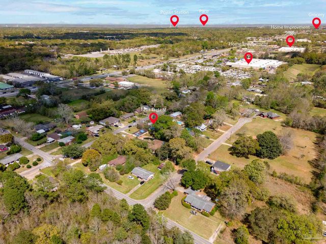 1225 Fretz St, Pensacola, FL 32534