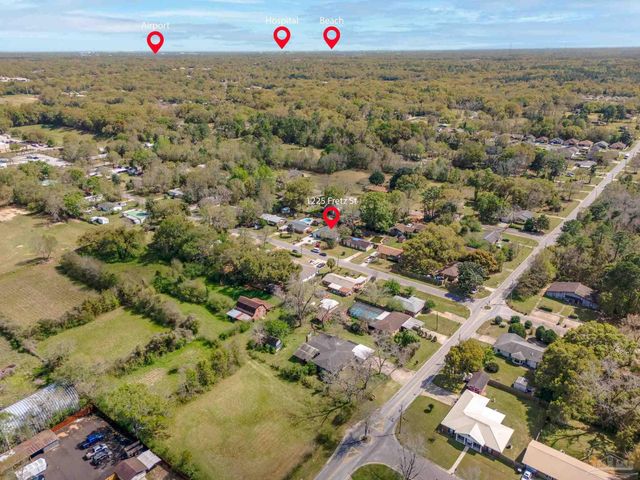 1225 Fretz St, Pensacola, FL 32534