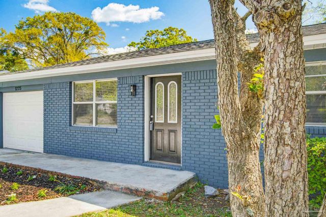 1225 Fretz St, Pensacola, FL 32534