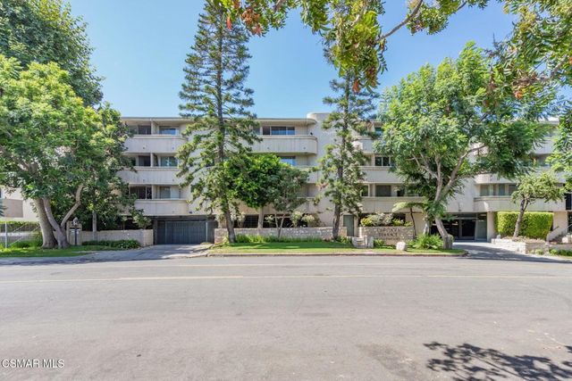 11645 Montana Avenue 318, Los Angeles, CA 90049