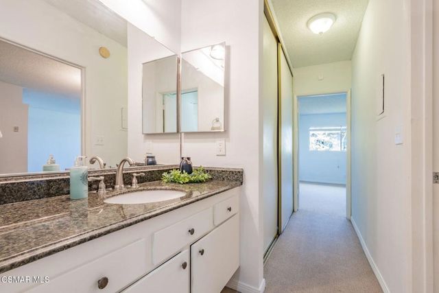 11645 Montana Avenue 318, Los Angeles, CA 90049