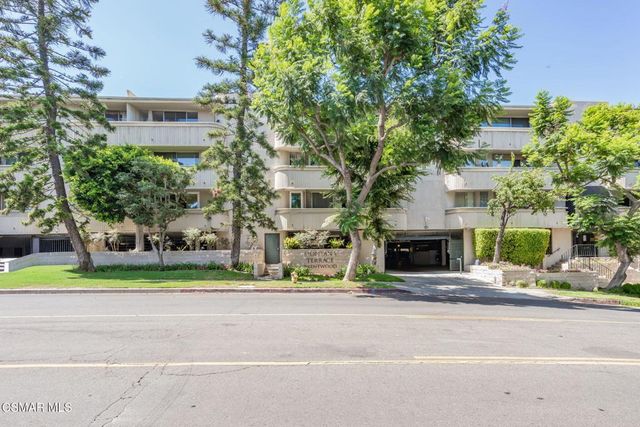 11645 Montana Avenue 318, Los Angeles, CA 90049