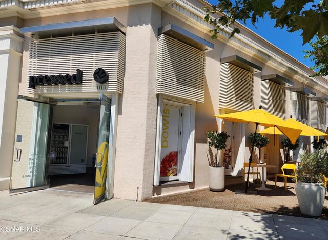 11645 Montana Avenue 318, Los Angeles, CA 90049