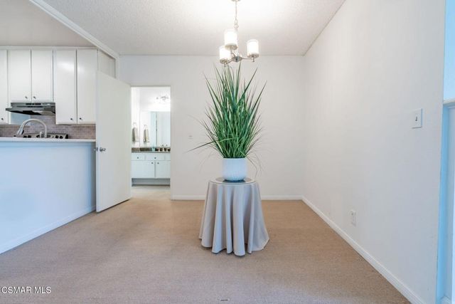 11645 Montana Avenue 318, Los Angeles, CA 90049