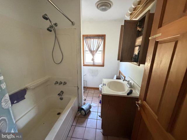 880 E ATLANTIC AVE, Sewell, NJ 08080