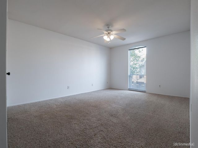 4645 Wild Indigo Street 382, Houston, TX 77027