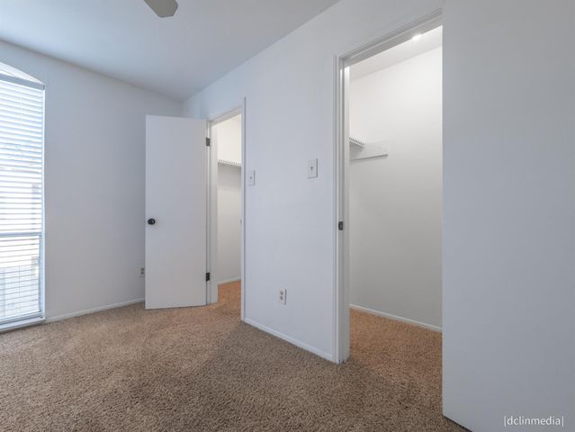 4645 Wild Indigo Street 382, Houston, TX 77027