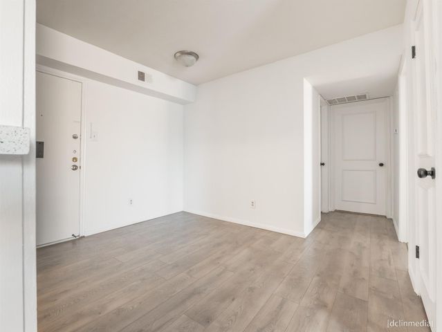 4645 Wild Indigo Street 382, Houston, TX 77027