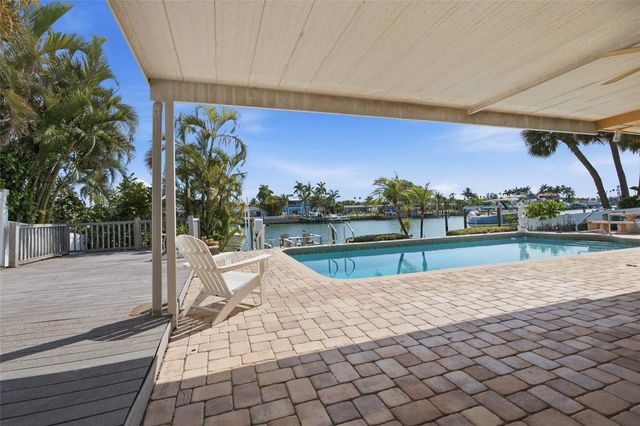 412 HERMOSITA DRIVE, St Petersburg, FL 33706