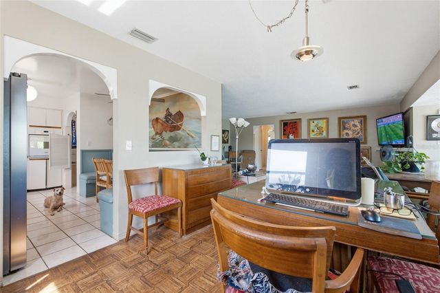 412 HERMOSITA DRIVE, St Petersburg, FL 33706