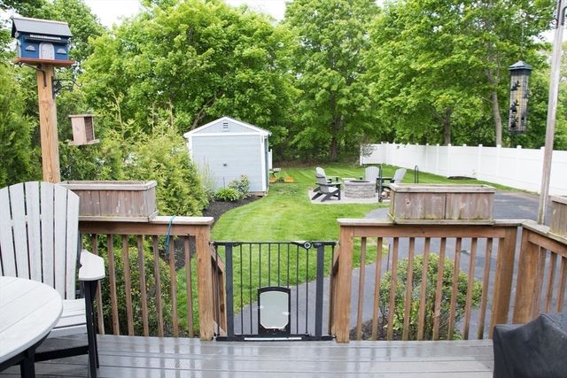 659 Liberty St, Rockland, MA 02370