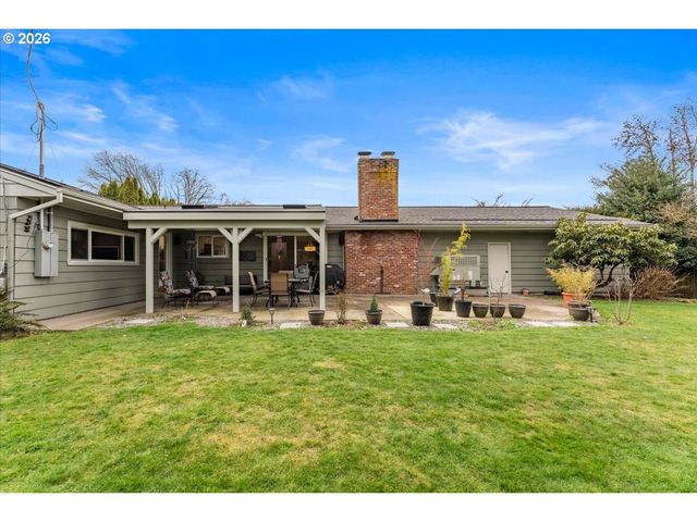 5360 Sw DOVER Ln, Portland, OR 97225