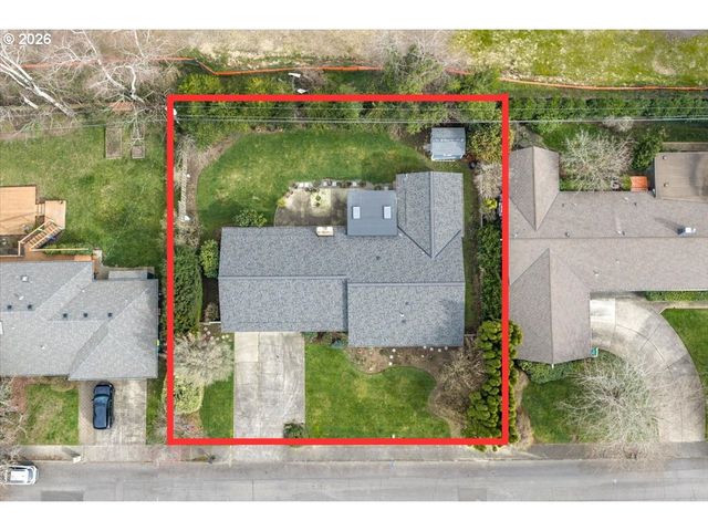 5360 Sw DOVER Ln, Portland, OR 97225