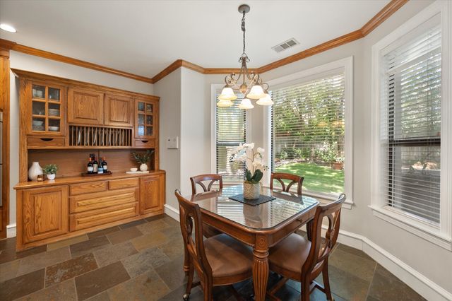 2111 Castle View Road, Mansfield, TX 76063