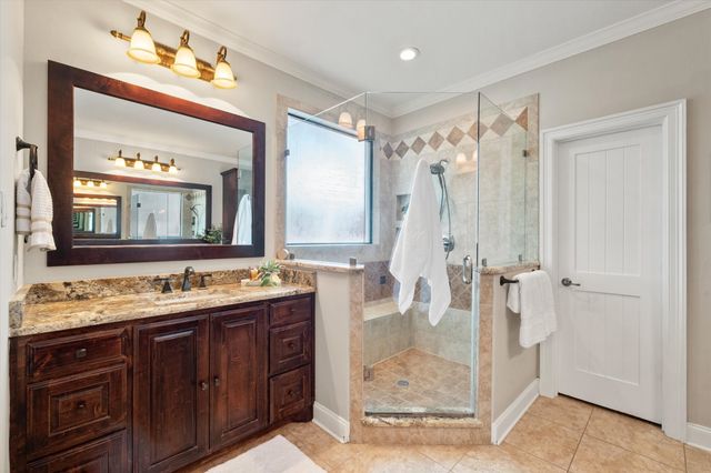 2111 Castle View Road, Mansfield, TX 76063