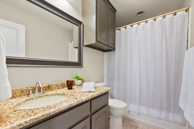 2111 Castle View Road, Mansfield, TX 76063