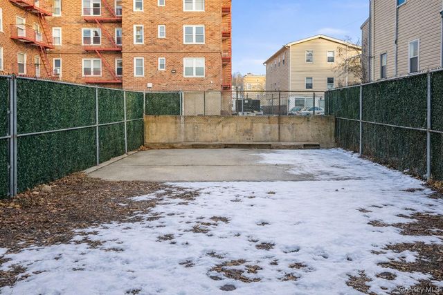 8501 127th Street, Jamaica, NY 11415