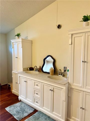 160 Sarah Drive, Brunswick, GA 31525