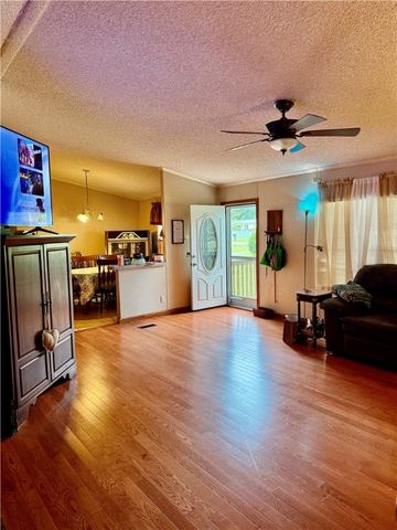 160 Sarah Drive, Brunswick, GA 31525