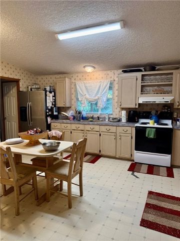 160 Sarah Drive, Brunswick, GA 31525